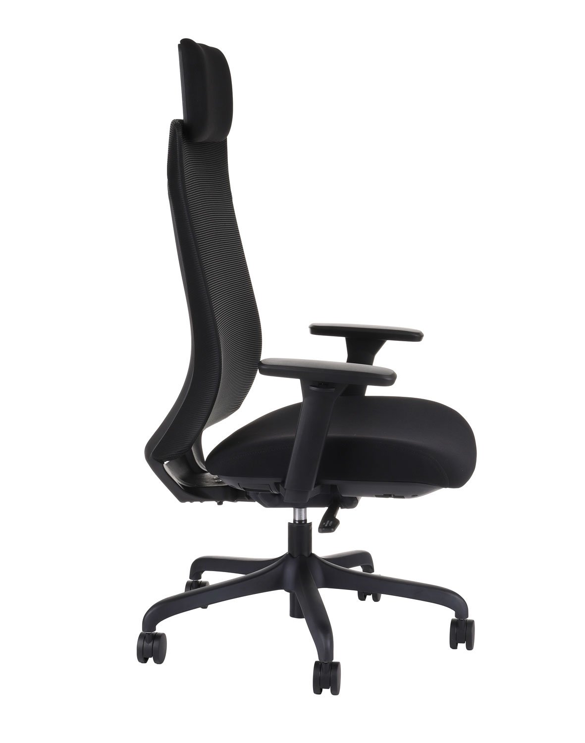 fotel biurowy jupiter marki Avida Design, w czarnym kolorze