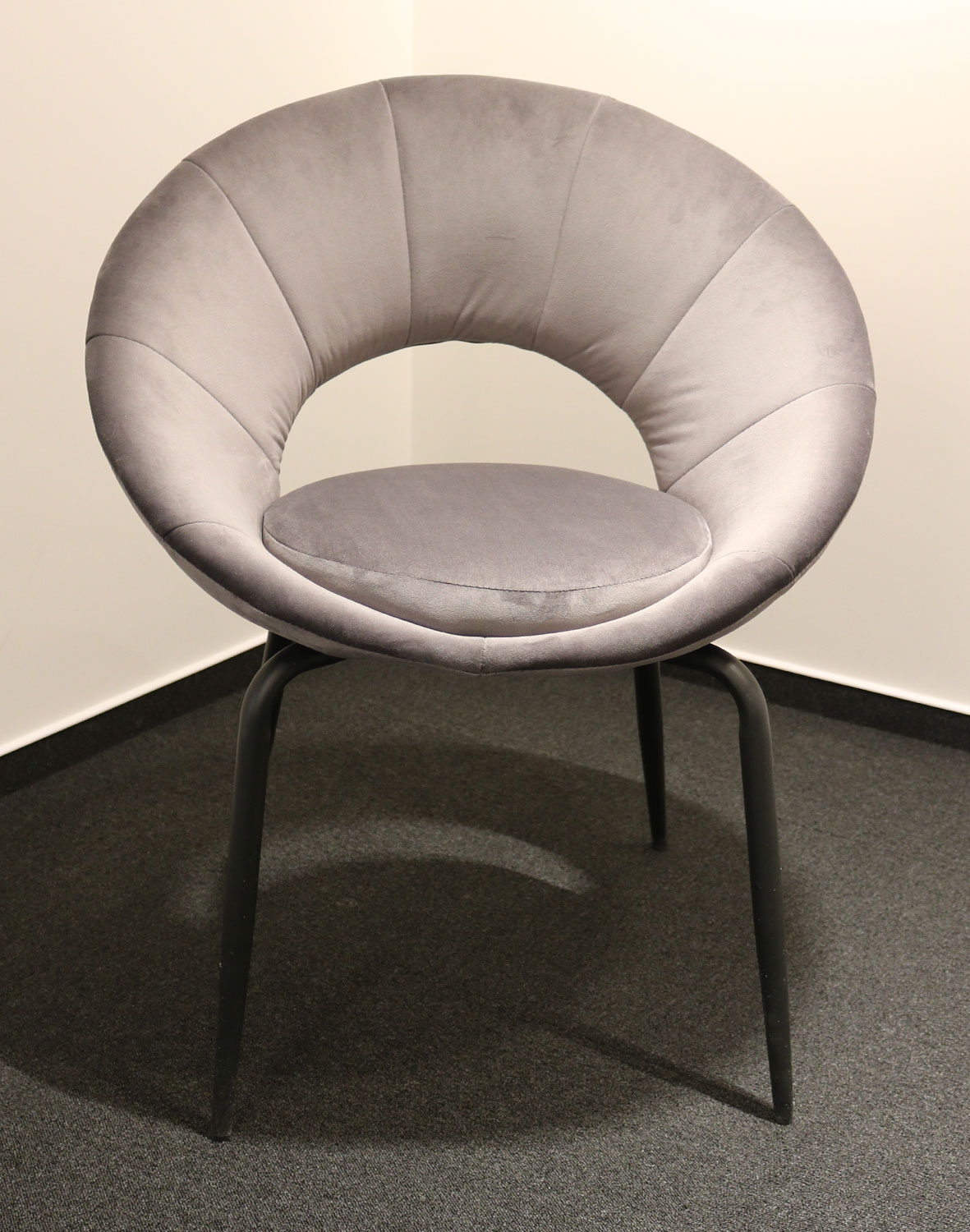 Julia (096362) - OUTLET