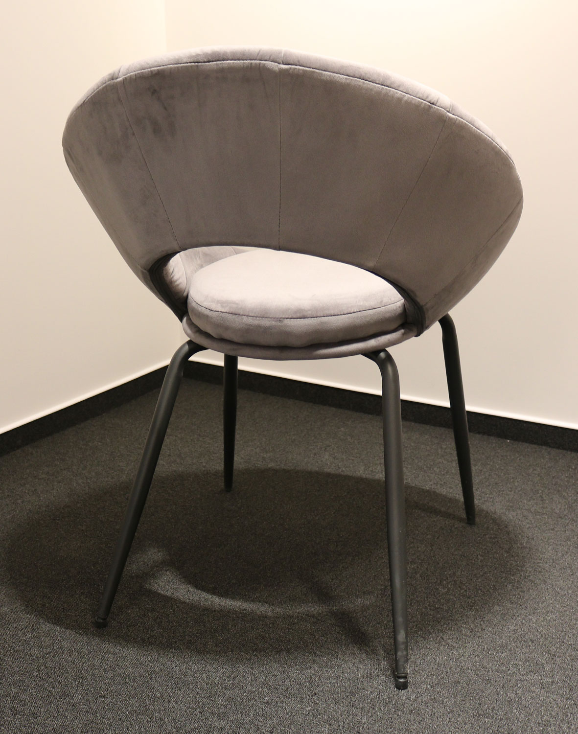 Julia (096362) - OUTLET