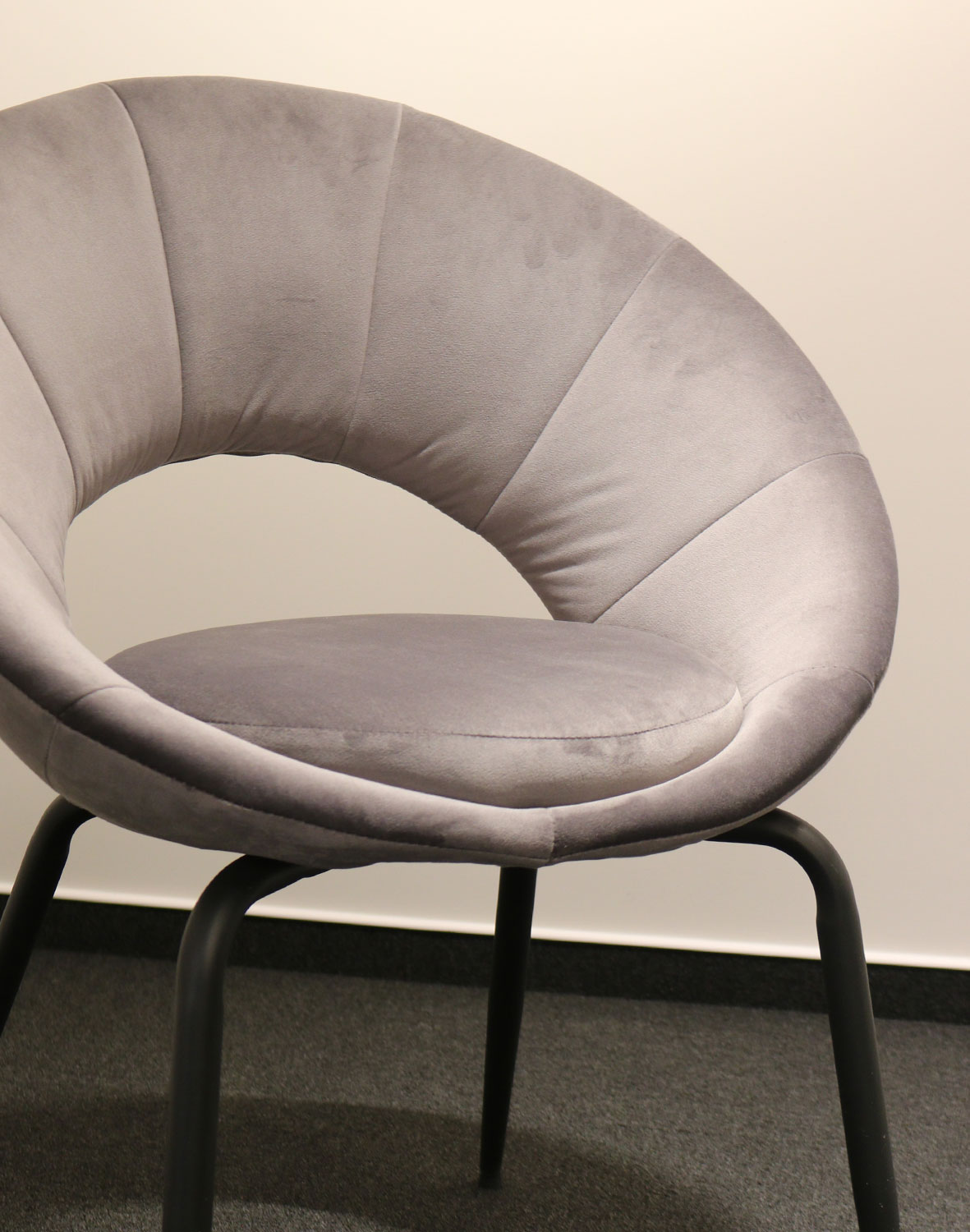 Julia (096362) - OUTLET