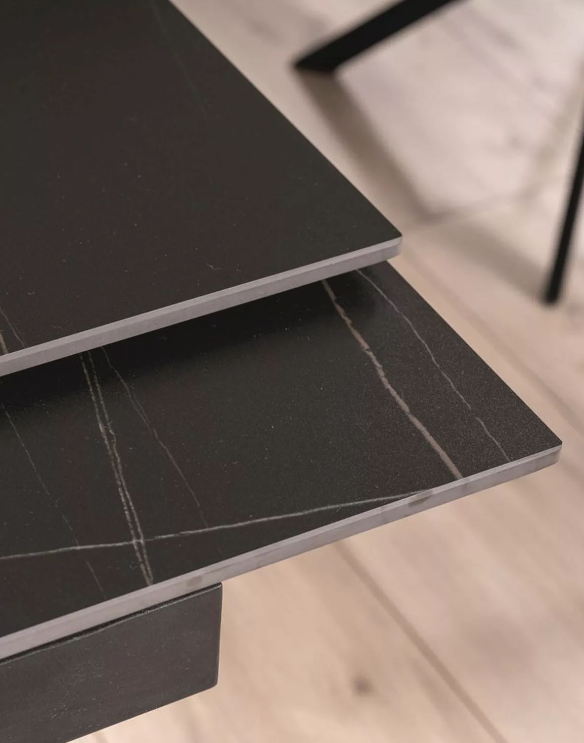 stol rozkladany genesis 180