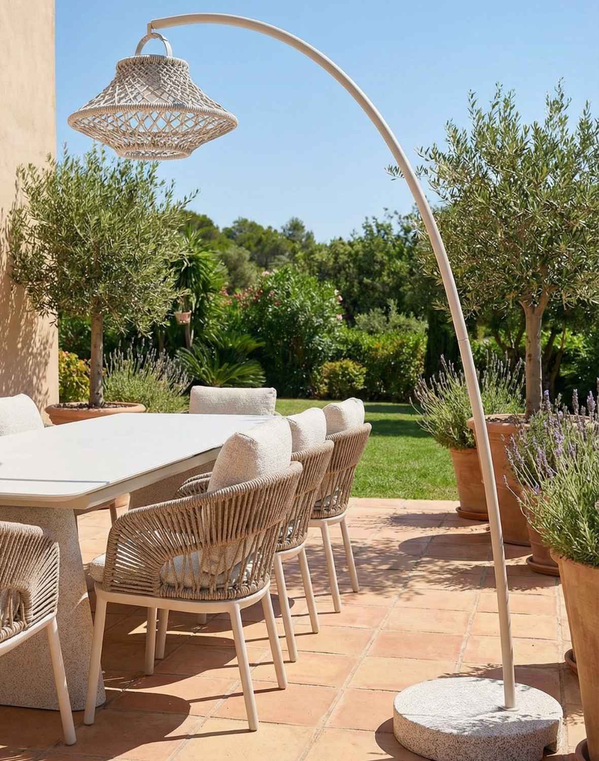 duża lampa ogrodowa stojąca, solarna verona