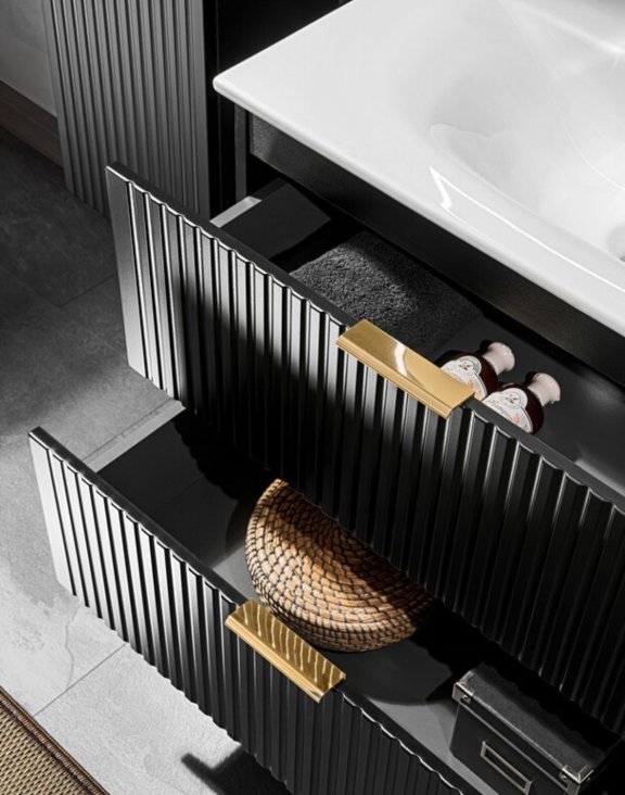 adel-black-60