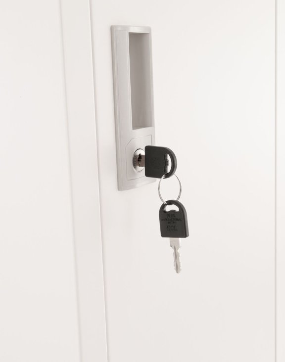 szafa-pracownicza-turyn-white